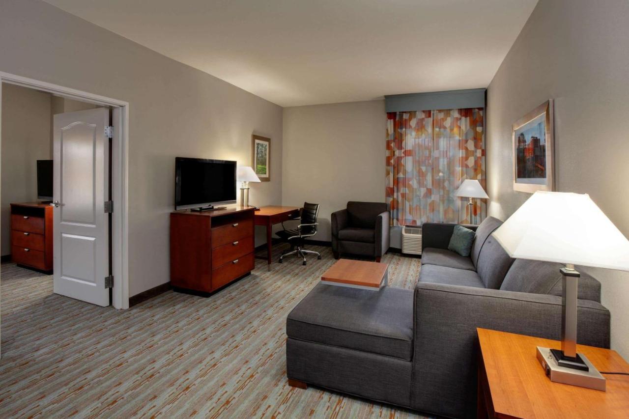 Comfort Inn & Suites Cleveland Exterior foto